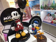 -泡泡玛特POPMART(上海环球港店)