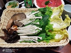 -重庆德庄火锅(体育中心店)