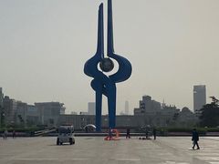 -泉城广场