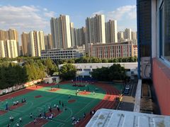 -上海市工商外国语学校