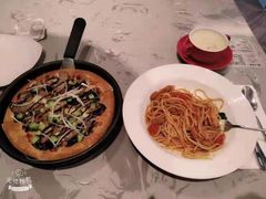 -必胜客(WOW梦之城店)