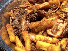 -嘎嘎鸭下巴·爆辣干锅(明教寺店)