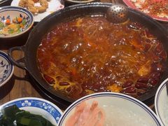 -旧街市鲜货老火锅(大光路店)