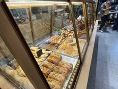 -Dough&Joe团憩(瑞虹天地月亮湾店)