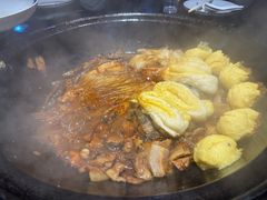 -鱼窝棚柴火铁锅炖(富山屯店)