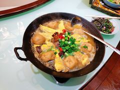 一鸣惊人绩溪一品锅-披云徽府(繁华大道店)