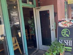 -Green Leaf Sushi l Kitsilano