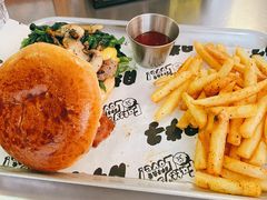 -Grinder 绞肉机汉堡(武定路店)