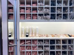 -上海路易十四芭蕾良品舞蹈用品店(美丽华商务中心店)