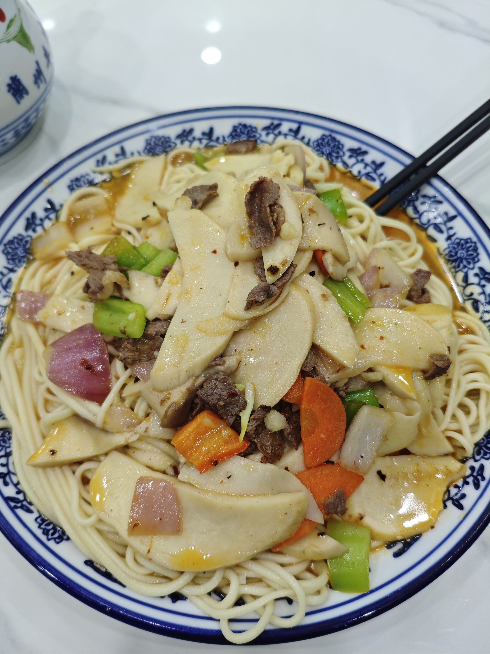 天天领红包在兰州拉面!点的是蘑菇肉丝盖