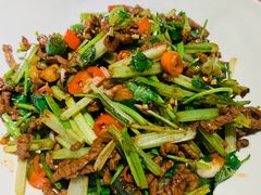 小炒牛肉-京城小江南·北京烤鸭·江南土菜·白鱼(中关村店)