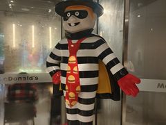 -麦当劳(中山八路店)