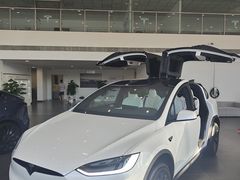 -TESLA 特斯拉(北京南四环中路特斯拉中心)