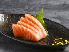 三文鱼-小天鹅戴斯酒店鲸鲨百汇创作料理