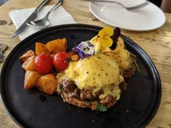 炖牛肉班尼克蛋-UPPER KITCHEN(延安路店)