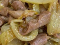 酸菜炒小肠-太婆抱罗粉