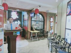 -三人行骨头王火锅(长寿店)