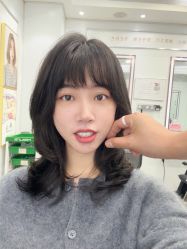 -镁连社·美联社