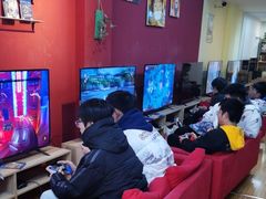 -七七漫品动漫店