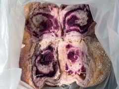 MINI紫薯芋泥双料吐司-奈雪的茶(新天地广场PRO店)