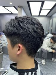 -米可造型烫发染发