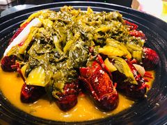 酸菜龙虾-洪福龙虾