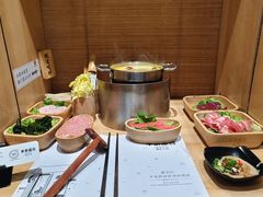 -独食火锅·半米屋台(直营总店)