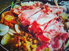 部队锅-MI WU FACTORY米屋美食工厂餐厅(绿地店)
