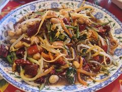 -闯关东东北农家菜(崂山石老人店)