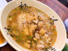 辣肉面-吾介小籠館