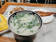 -虢国羊肉汤馆(政二街店)