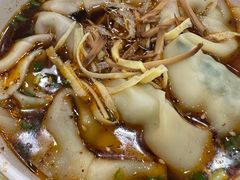 荠菜油渣馄饨-王興記(中山路店)