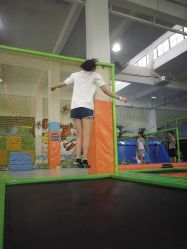 -蹦贝JumpingJack运动中心·炫飞蹦床(龙华店)