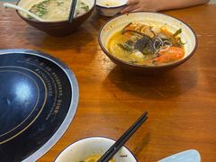 -老何家后安粉·糟粕醋海鲜火锅(三亚湾椰梦长廊店)