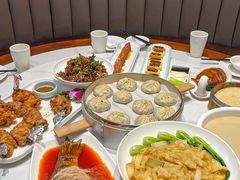 -梅利汴京烤鸭•开封豫菜地标店(东大街店)