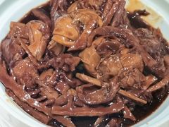 百叶结红烧肉烤脆笋-泰煌鸡·上海白斩鸡·沪菜(平利店)