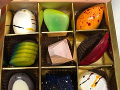 巧克力礼盒-西点坊(浦东香格里拉店)