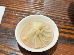 -莱莱小笼·乔艾