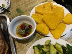 炸窝头-玫瑰红烤羊排(北新桥三条店)