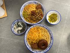 -梅溪·小伙子干挑面(安吉总店)