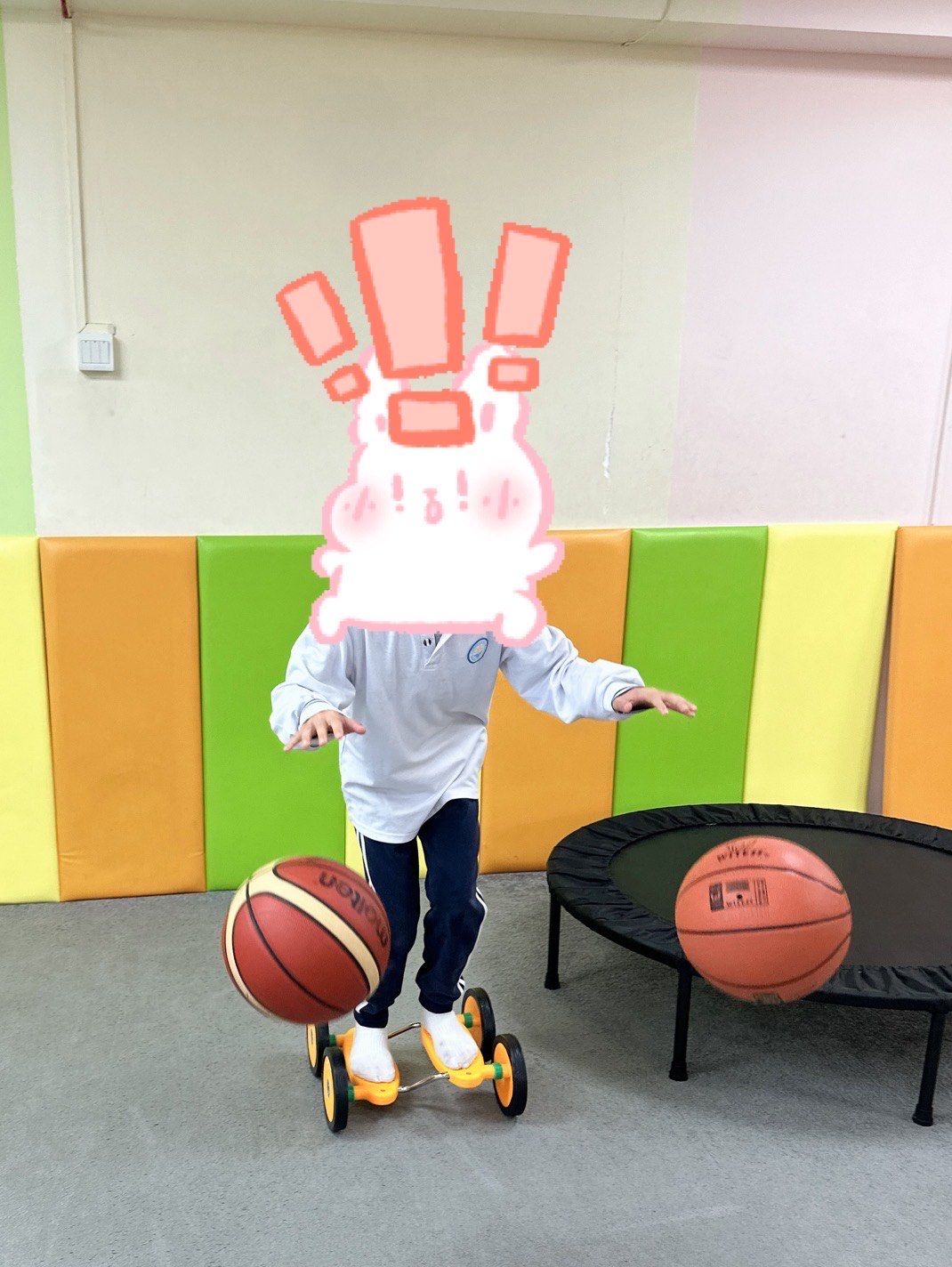 脚步器➕双手拍球