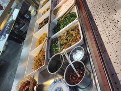 -东北小板凳地摊烧烤(泰来街店)