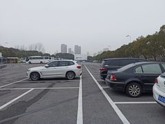 -上海汽车博览公园-北门停车场