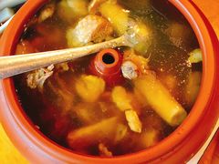 野生菌汽锅鸡-小厨子私房菜·云南美食店