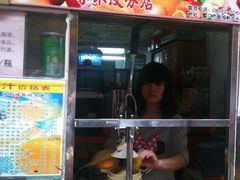 店员-马拉桑果汁(龙头路总店)