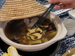 -菌林天下·野生菌汤锅