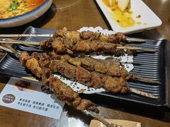 -东口码头·烧鸽子·鱼头泡饼·地方菜(金鹰悦城店)
