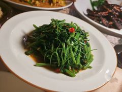 -暹罗酒肆泰餐厅酒吧