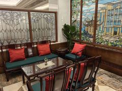 -东湖宾馆金玫瑰酒吧