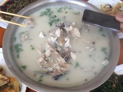 鱼头汤-雪野鱼头大王邢府公老店(雪野湖店)